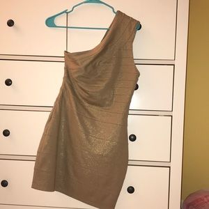 Gold one shoulder, form fitting dress